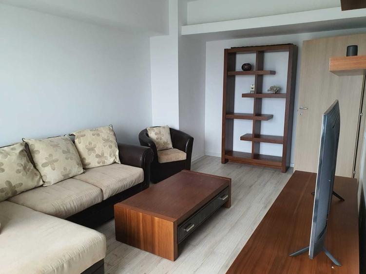 Apartament cu 2 camere decomandat în Politehnica