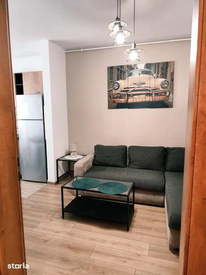 Apartament cu 2 camere decomandat, mobilat în Păcii