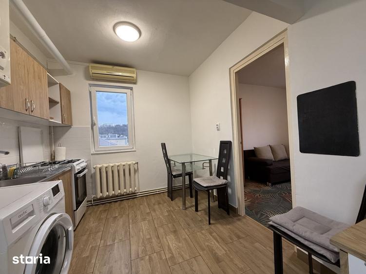 Apartament Decomandat - 2 Camere I Balcon I La Cheie - D. Rotund - 1