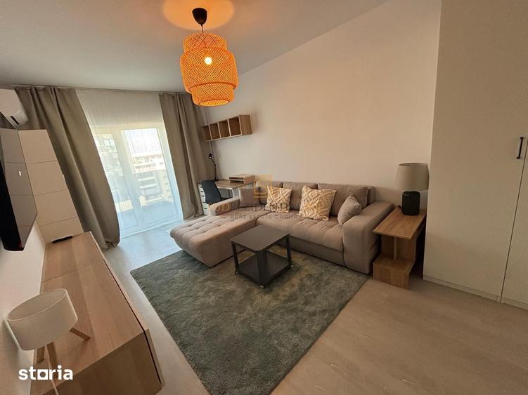 Apartament cu 2 camere, mobilat în Central