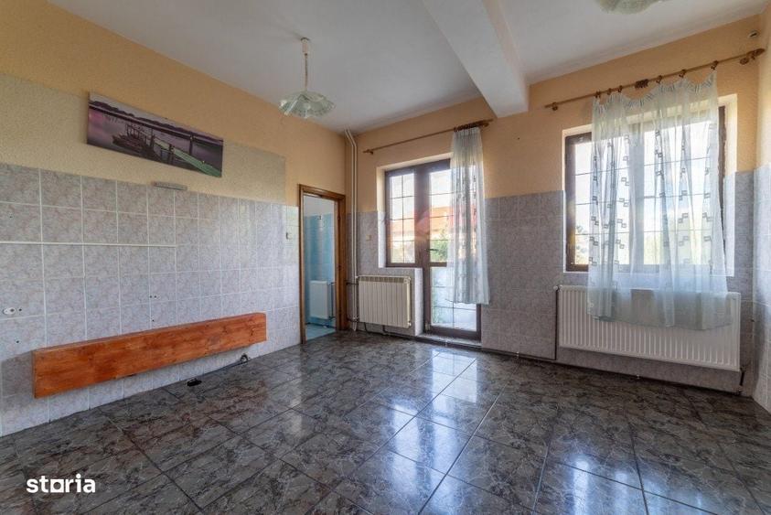Casă cu 4 camere în Valea Ursului