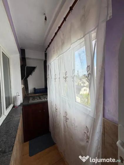 Apartament cu 2 camere decomandat în Vest