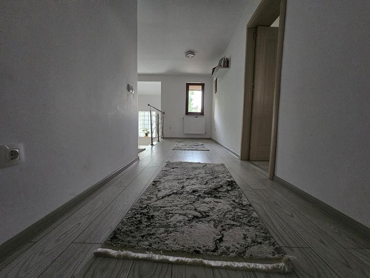 Casă cu Teren 200 Mp în Theodor Pallady