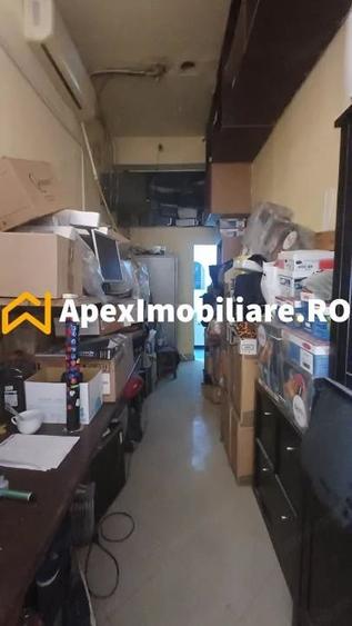 Spațiu comercial, de 30 mp, în Titan