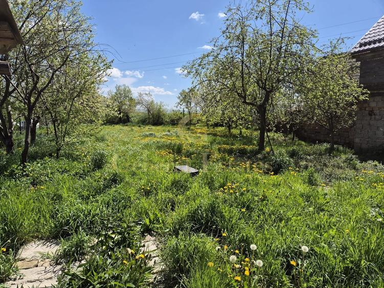 Casă individuală cu 3 camere cu Canalizare în Feldioara