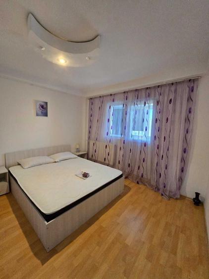 Apartament cu 2 camere decomandat în Crângași