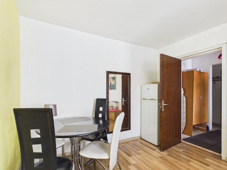 Apartament cu 2 camere decomandat în Dorobanți