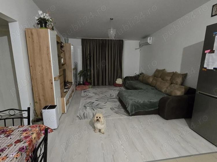 Casă cu Teren 249 Mp în Central
