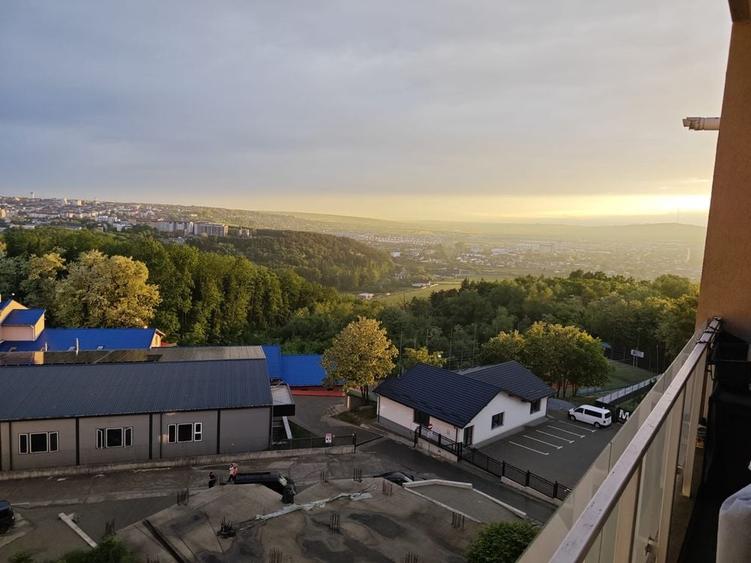 Apartament cu 2 camere decomandat în Șcheia