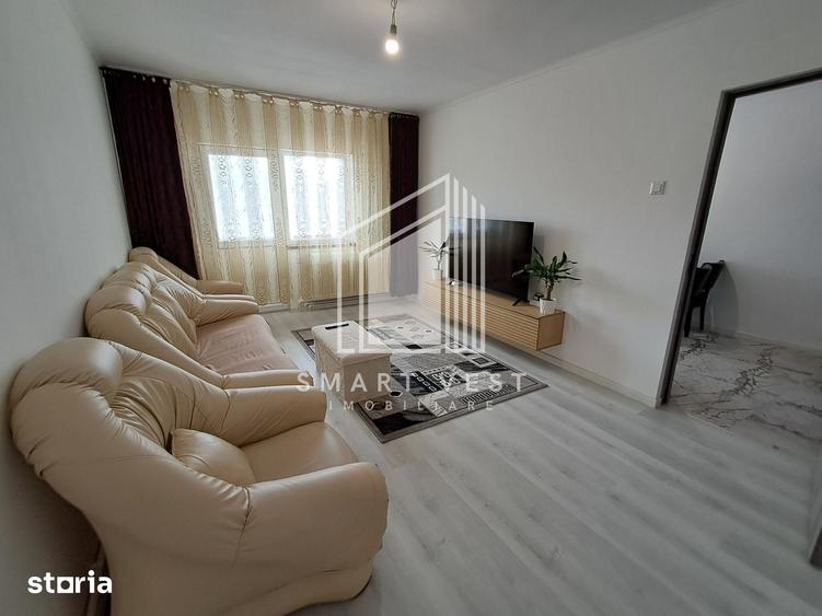 Apartament cu 3 camere semidecomandat în Micro 17