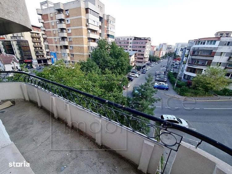 Apartament cu 2 camere decomandat în Între Lacuri