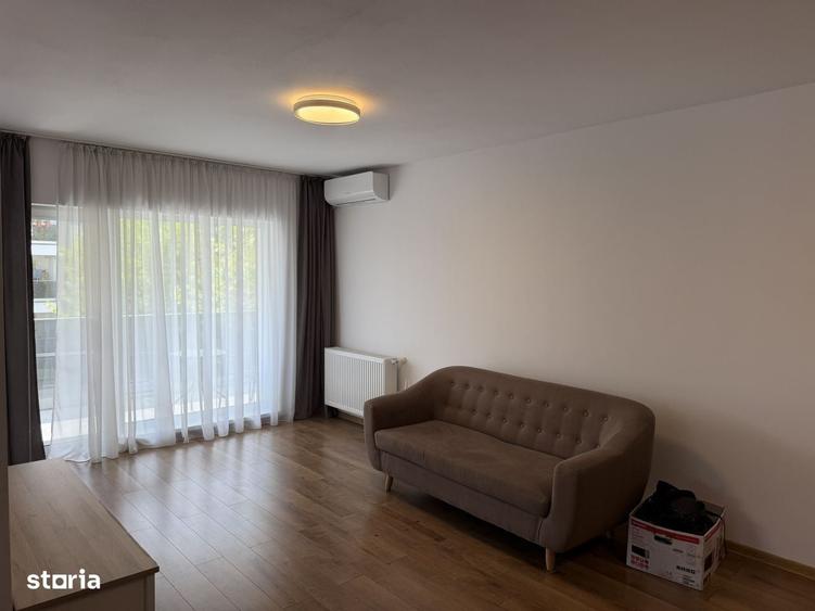 Apartament cu 3 camere în Piața Cluj — fotografia 3