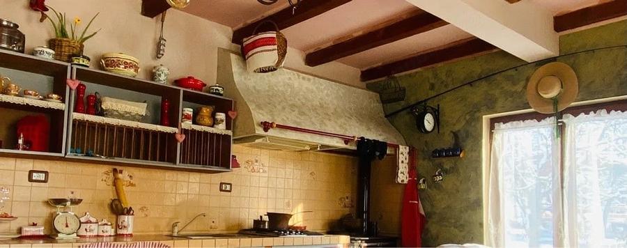Casă cu 3 camere cu Teren 20000 Mp în Făclia