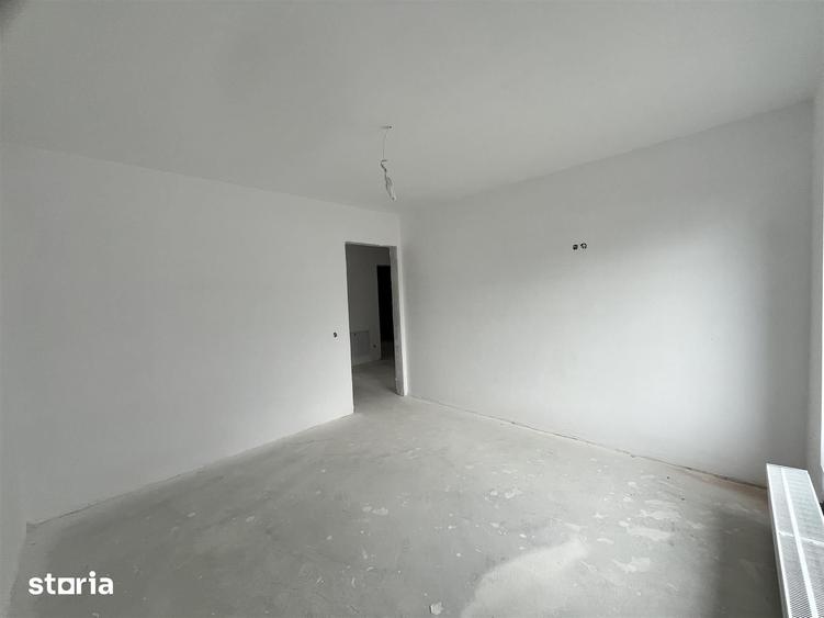 Casă cu 4 camere cu Teren 210 Mp în Central