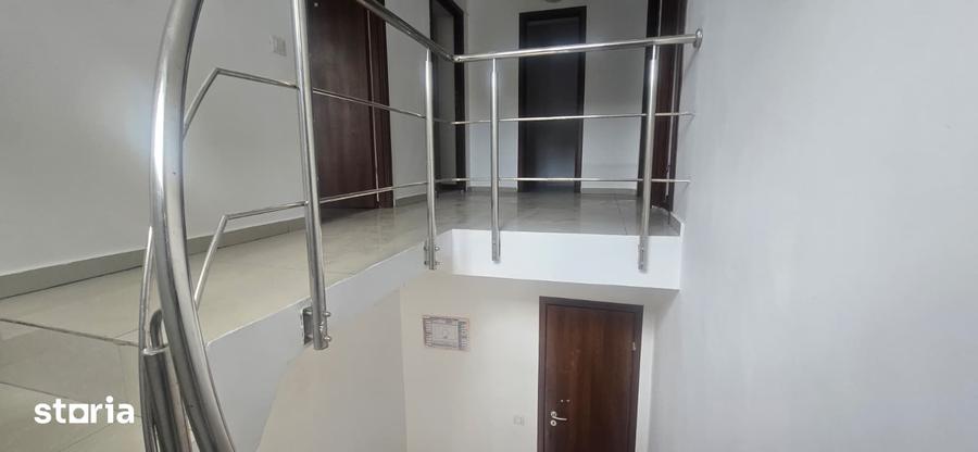 Spațiu comercial, de 1,040 mp, în Titulescu
