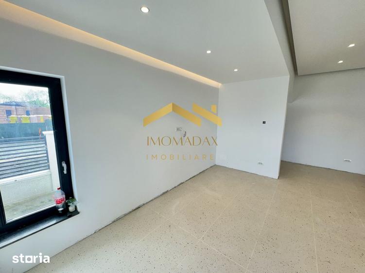 Casă cu 3 camere cu Teren 400 Mp în Sânmihaiu Român