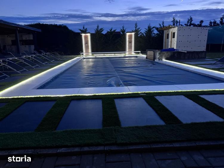 Casă cu 7 camere cu Teren 1500 Mp în Sânmartin