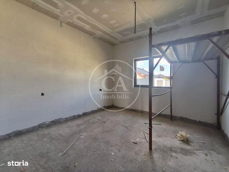 Casă cu 4 camere decomandat cu Teren 397 Mp în Oșorhei