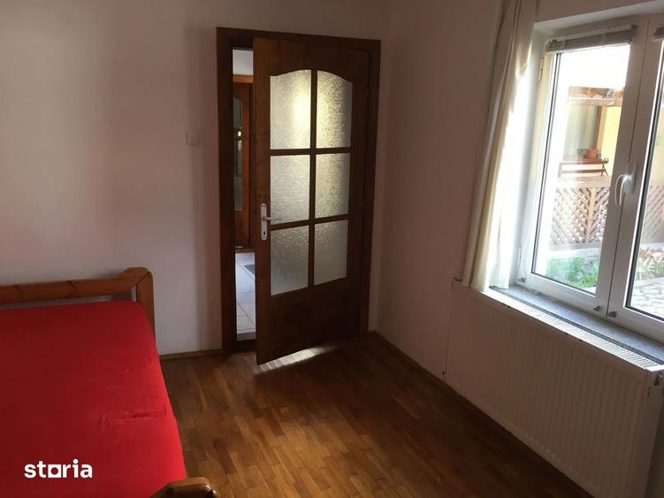 Casa cu 2 camere de inchiriat, mobilier inclus - 1