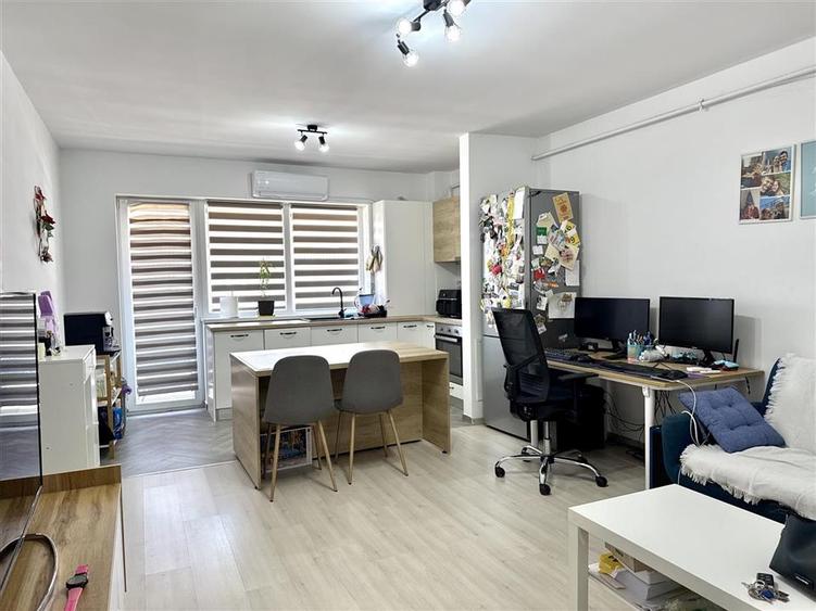 Apartament cu 2 camere decomandat în Sânpetru