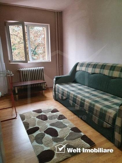 Apartament cu 4 camere semidecomandat, mobilat în Mănăștur