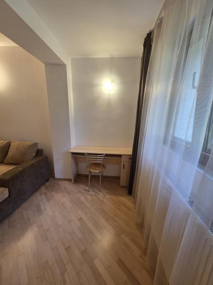 Apartament cu 2 camere decomandat în Floreasca