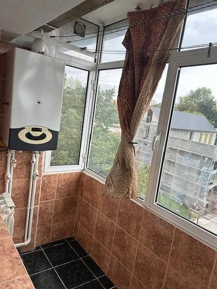 Apartament cu 2 camere decomandat în E3