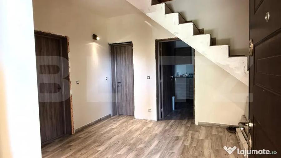 Casă cu 6 camere cu Teren 1108 Mp în Central
