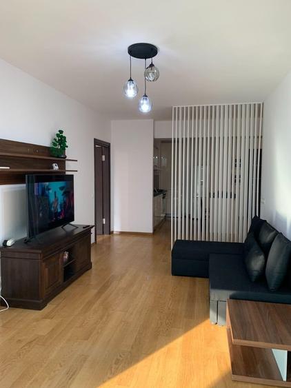 Apartament cu 3 camere decomandat în Barbu Văcărescu