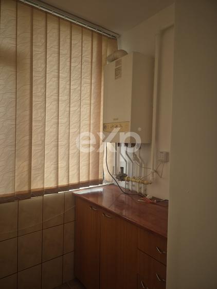 Apartament cu 3 camere decomandat, mobilat în Popa Șapcă
