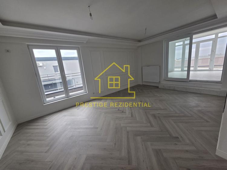 Penthouse cu 4 camere decomandat în Theodor Pallady