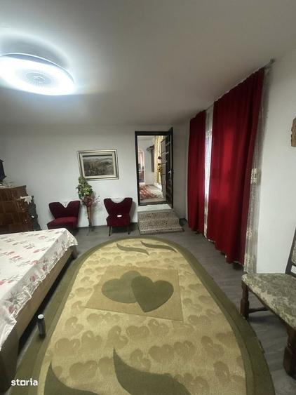 Casă cu 3 camere cu Teren 950 Mp în Central