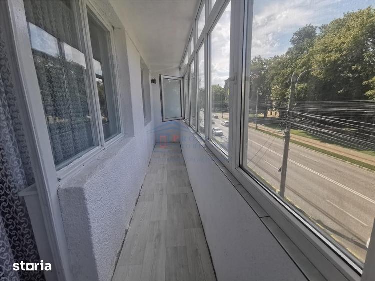 Apartament cu 2 camere semidecomandat în Central