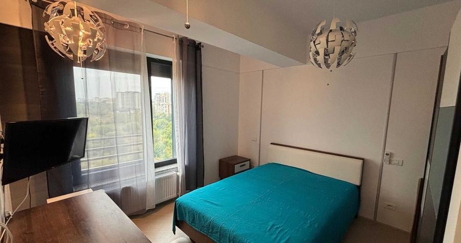 Apartament cu 3 camere decomandat, mobilat în Văcăresti