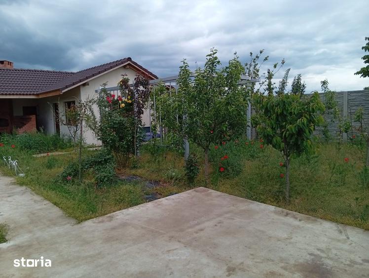 Casa de vanzare in Bujac - 13