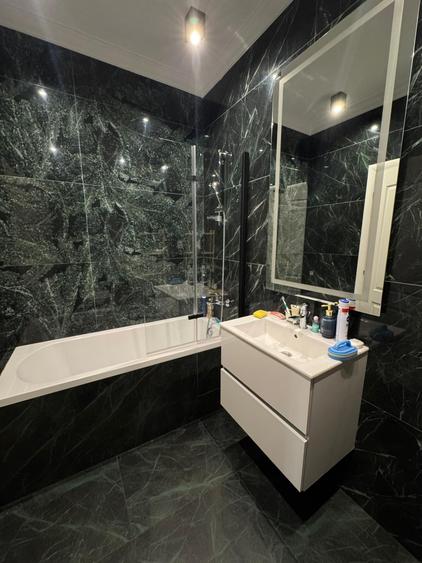 Apartament cu 3 camere semidecomandat în Voluntari