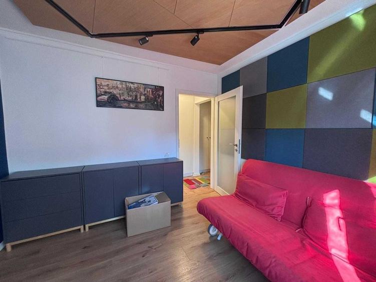 Apartament cu 4 camere decomandat în Grigorescu