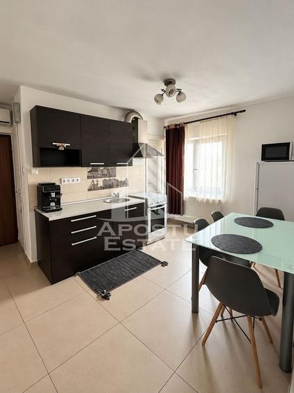Apartament cu 2 camere decomandat, mobilat în Badea Cârțan