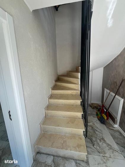 Casă cu Teren 600 Mp în Năvodari
