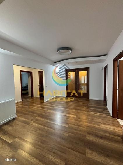 Apartament cu 4 camere în Central