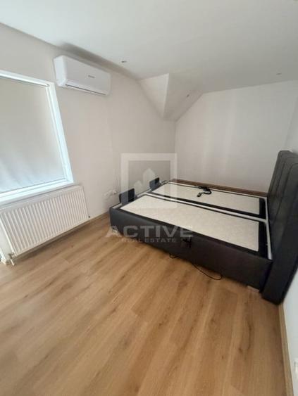 Casă individuală cu 7 camere cu Canalizare în Gheorgheni