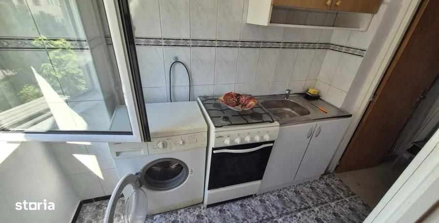 Garsonieră decomandată în Tineretului