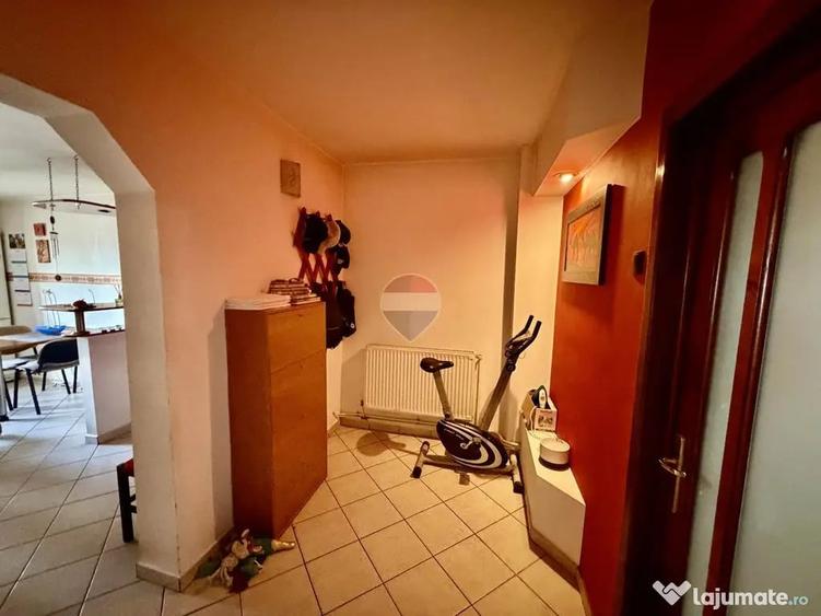 Apartament cu 3 camere decomandat în Ultracentral