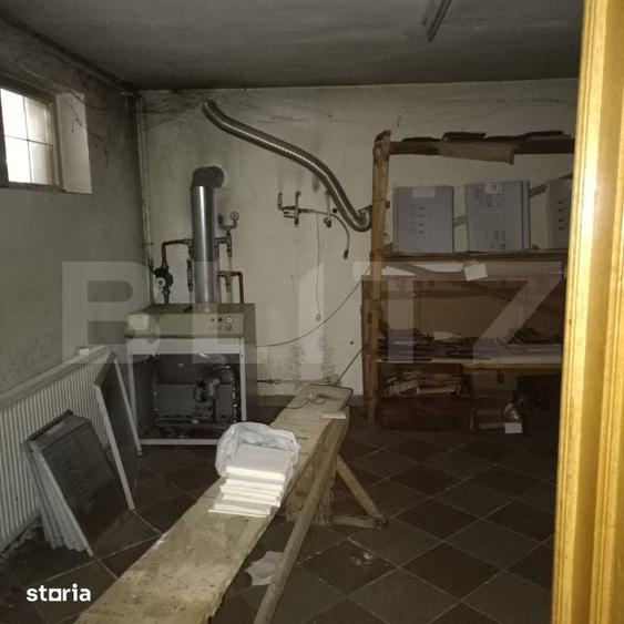 Casă cu 10 camere cu Teren 600 Mp în 22 Decembrie 1989