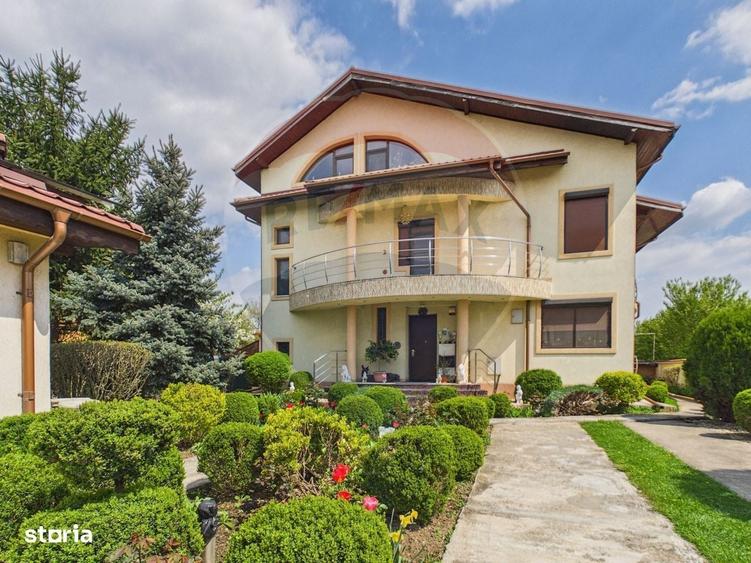 Casă cu 4 camere în Odăile