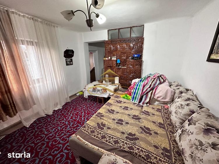 Casă cu 4 camere cu Teren 1278 Mp în Filipești