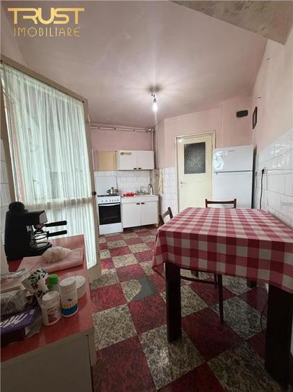 Apartament cu 2 camere decomandat în Mărăști