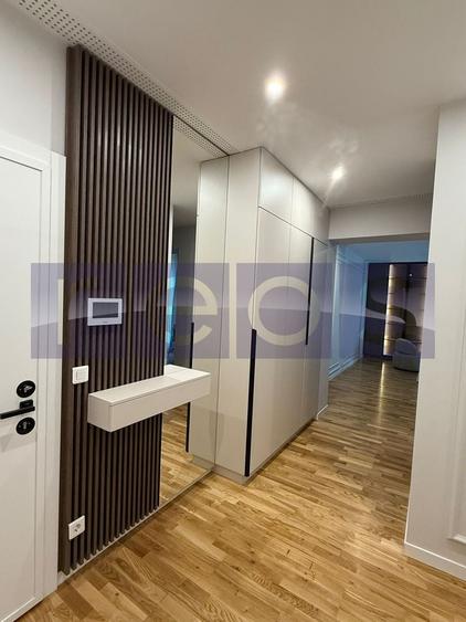 Apartament cu 3 camere, mobilat în Străulești
