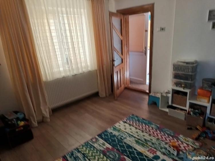 Casă cu 3 camere cu Teren 1150 Mp în Central