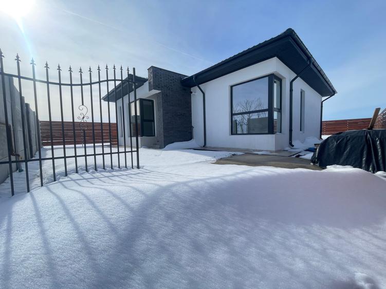 Casă individuală cu 3 camere cu Teren 375 Mp în Berceni